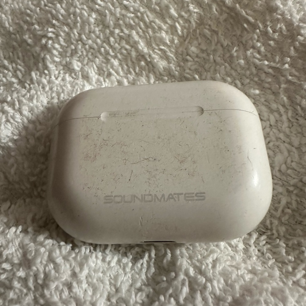 Soundmates ear buds